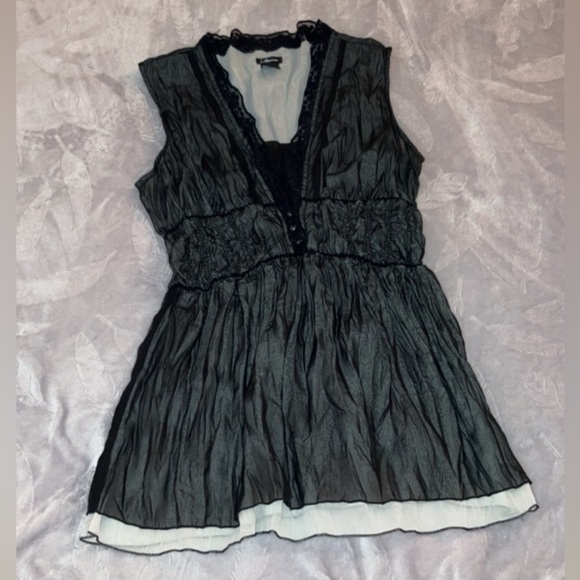 Vintage y2k Vegan Leather Pant with Maurices Tank - Picture 5 of 7